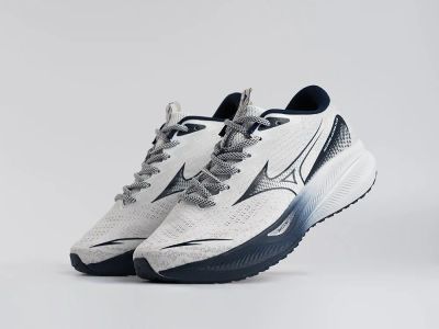 Лот: 25376027. Фото: 1. Кроссовки Mizuno ASTRO PLUS. Кеды, кроссовки, слипоны