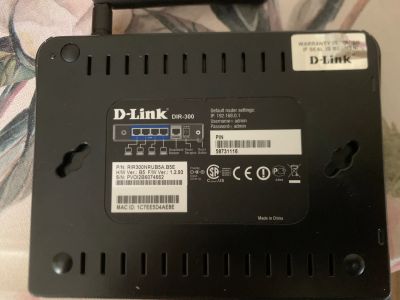 Лот: 25718899. Фото: 1. Роутер D-link dir-300. Маршрутизаторы (роутеры)