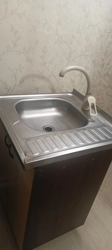 Лот: 23454763. Фото: 1. Тумба с мойкой без смесителя. Тумбы