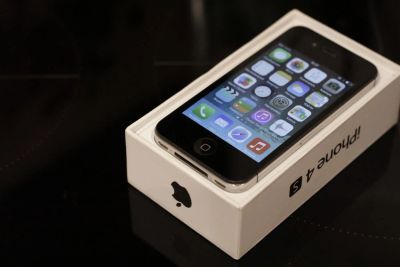 Лот: 4868303. Фото: 1. Iphone 4S 16GB. Смартфоны