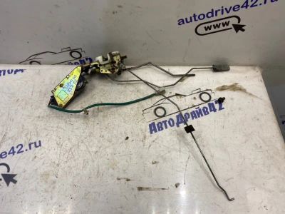 Лот: 21713215. Фото: 1. замок двери Mazda Demio DW3W. Двигатель и элементы двигателя