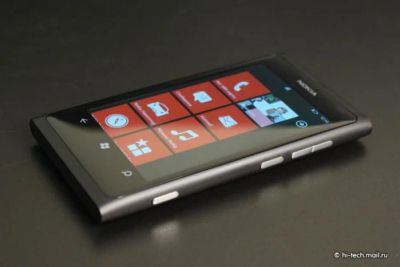 Лот: 4126047. Фото: 1. Nokia lumia 800 Black. Смартфоны