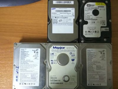 Лот: 15865934. Фото: 1. 5 жёстких дисков IDE. Жёсткие диски (HDD)