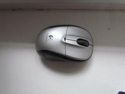 Лот: 8092821. Фото: 1. Беспроводная мышь Logitech. Клавиатуры и мыши