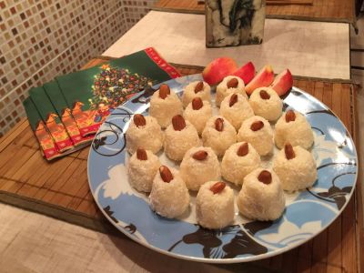 Лот: 6409135. Фото: 1. Кокосовые Шарики Конфеты 1 кг... Шоколад, конфеты