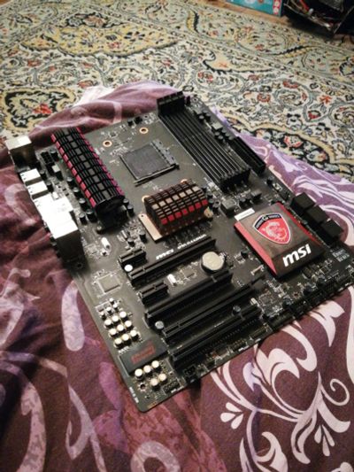 Лот: 17331605. Фото: 1. MSI 970 Gaming AM3+. Материнские платы