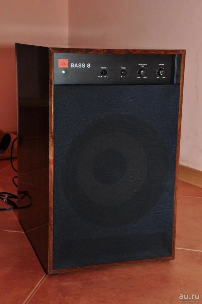 Лот: 7594464. Фото: 1. Сабвуфер JBL Bass 8. Активные акустические системы