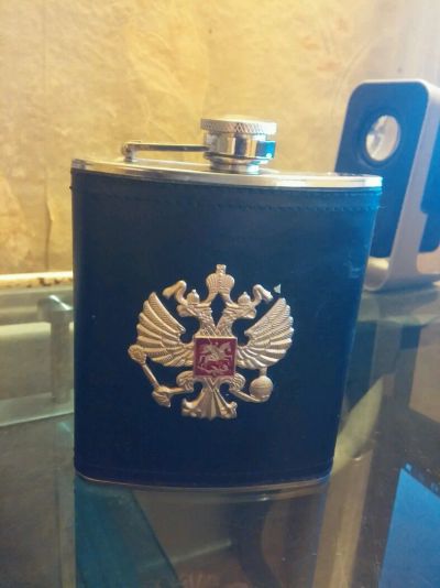 Лот: 8832376. Фото: 1. Фляга с гербом РФ. Туристическая, походная мебель