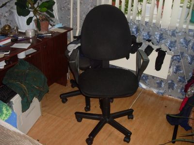 Лот: 3209768. Фото: 1. компьютерное кресло(крестовина... Другое (офисная мебель и домашние кабинеты)