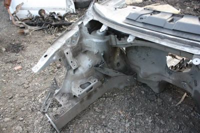 Лот: 21719412. Фото: 1. лонжерон Volkswagen Caddy 2k. Двигатель и элементы двигателя