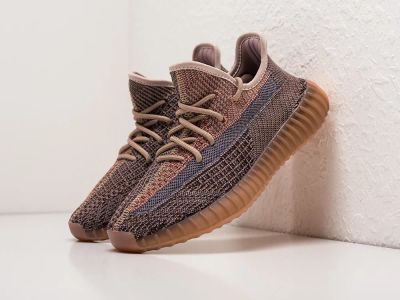 Лот: 20205655. Фото: 1. Кроссовки Adidas Yeezy 350 Boost... Кеды, кроссовки, слипоны