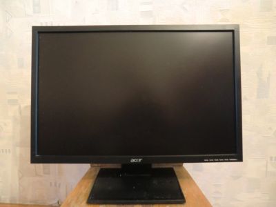 Лот: 11771435. Фото: 1. Монитор Acer V223W (22"). ЖК-мониторы
