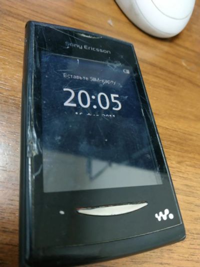 Лот: 12199940. Фото: 1. Sony Ericsson W150 экран разбит... Кнопочные мобильные телефоны