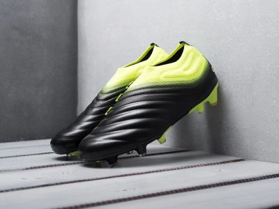 Лот: 16825133. Фото: 1. Футбольная обувь Adidas Copa 19... Кеды, кроссовки, слипоны