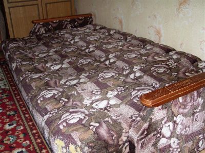 Лот: 1149152. Фото: 1. диван, 1 рубль. Кресла, пуфы