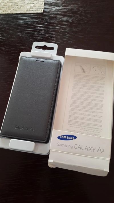 Лот: 5829569. Фото: 1. Samsung Galaxy A3 флип чехол оригинал. Чехлы, бамперы
