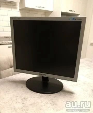 Лот: 17237851. Фото: 1. Монитор Samsung e1920nr. ЖК-мониторы