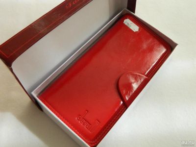 Лот: 9353630. Фото: 1. кошелек красный новый лак. Бумажники, кошельки, портмоне