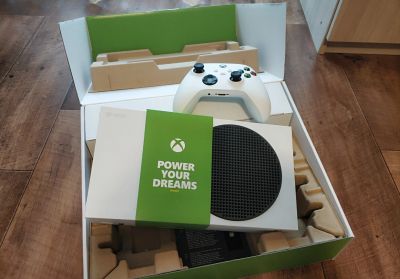 Лот: 23609300. Фото: 1. Xbox Series S. Игровые приставки, консоли