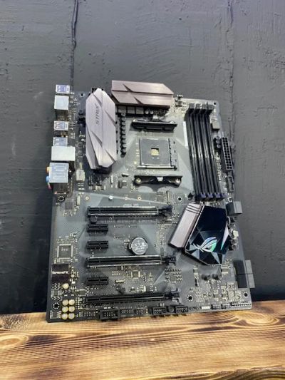Лот: 18792481. Фото: 1. Материнская плата ASUS ROG strix... Материнские платы