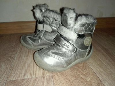 Лот: 10210807. Фото: 1. Сапоги демисезонные капика р 23. Сапоги
