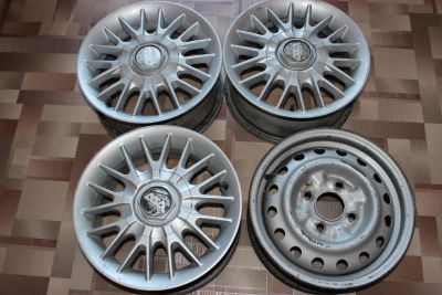 Лот: 5311543. Фото: 1. 3 Литых диска r14; сверловка универсальная... Диски