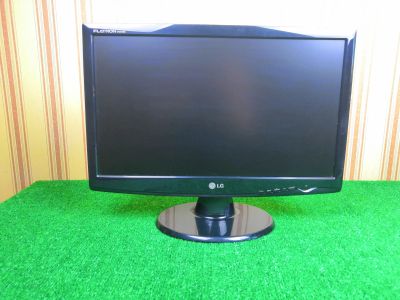 Лот: 14022338. Фото: 1. Монитор 20" LG (отл. состояние... ЖК-мониторы