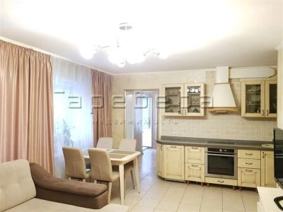 Лот: 13709705. Фото: 1. 3-комнатная квартира на ул. Вильского... Квартиры, студии