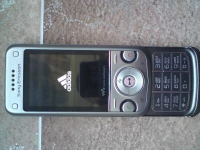Лот: 61732. Фото: 1. Sony Ericsson w760i обмен на бук. Кнопочные мобильные телефоны