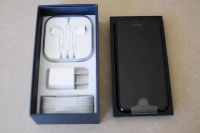 Лот: 3439049. Фото: 1. iPhone 5 16 gb black. Смартфоны