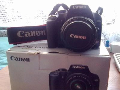 Лот: 1767489. Фото: 1. CANON EOS 1000D kit. Цифровые зеркальные