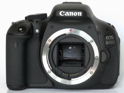 Лот: 3999843. Фото: 1. Canon EOS 600D Body НОВЫЙ в Магазине... Цифровые зеркальные