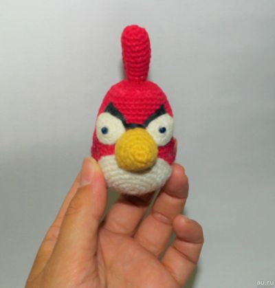 Лот: 1598913. Фото: 1. Злая птичка из Angry birds, связана... Авторские куклы, игрушки, поделки
