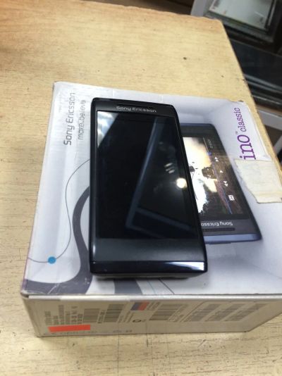 Лот: 9715368. Фото: 1. Смартфон SonyEricsson U10i (Aino... Смартфоны