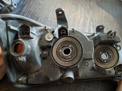 Лот: 14948156. Фото: 1. Toyota kluget фары. Оптика и освещение