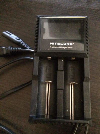 Лот: 10218326. Фото: 1. Зарядное устройство Nitecore DigiCharger... Зарядные устройства, блоки питания для бытовой техники