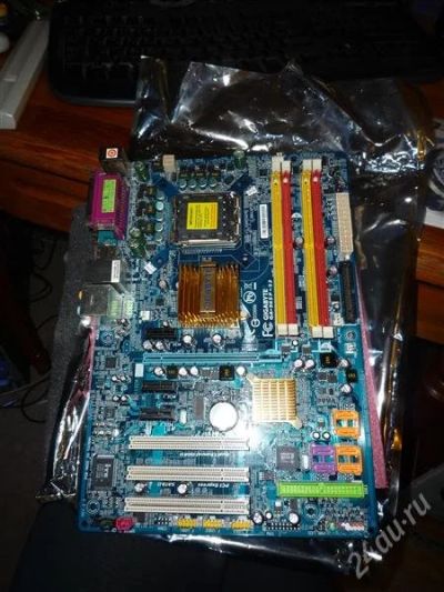 Лот: 1362315. Фото: 1. Gigabyte GA-P965P-S3. Материнские платы