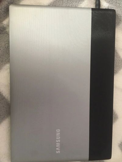 Лот: 15304292. Фото: 1. Ноутбук Samsung. Ноутбуки