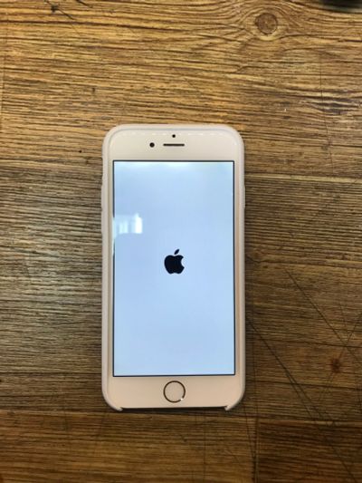 Лот: 15781990. Фото: 1. Iphone 6. Смартфоны