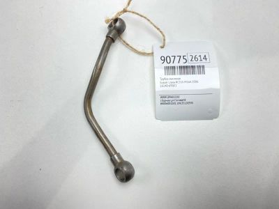 Лот: 23494212. Фото: 1. Трубка масляная Suzuki Liana 2006... Двигатель и элементы двигателя