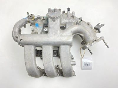 Лот: 24993375. Фото: 1. Коллектор впускной Mazda Millenia... Двигатель и элементы двигателя
