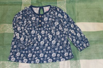 Лот: 13219683. Фото: 1. Трикотажная кофта блузка для девочки... Свитера, кофты, трикотаж