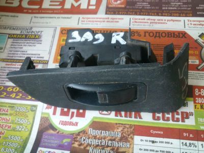 Лот: 11107658. Фото: 1. Кнопка стеклоподъёмника правая... Салон