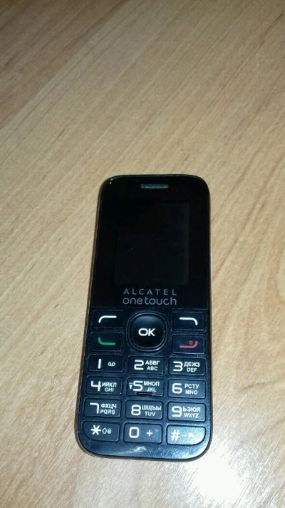 Лот: 11981427. Фото: 1. Телефон alcatel 1020d (4457). Кнопочные мобильные телефоны