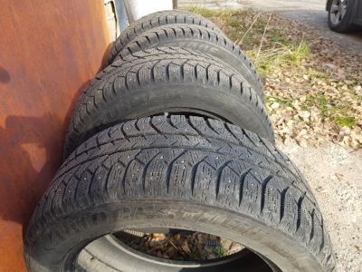 Лот: 12313873. Фото: 1. Bridgestone Ice Cruiser 7000 225... Шины