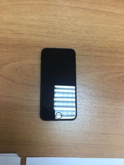 Лот: 10227100. Фото: 1. Продам Iphone 7. Смартфоны