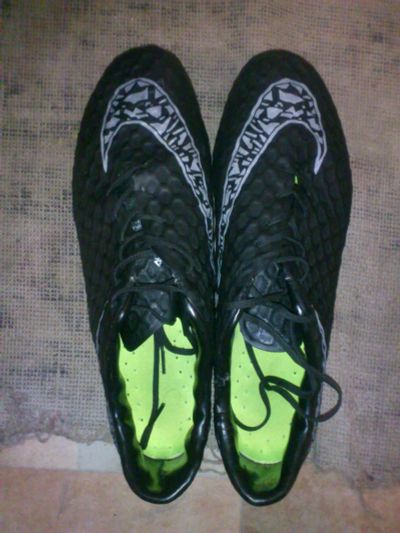 Лот: 8708294. Фото: 1. Футбольные бутсы "Nike". Кеды, кроссовки, слипоны
