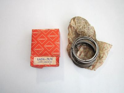 Лот: 20694611. Фото: 1. Кольца LADA -79,70. Цена за все... Другое (автозапчасти)