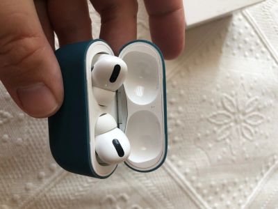 Лот: 16261384. Фото: 1. AirPods Pro (отличное сост., комплект... Защитные стёкла, защитные плёнки