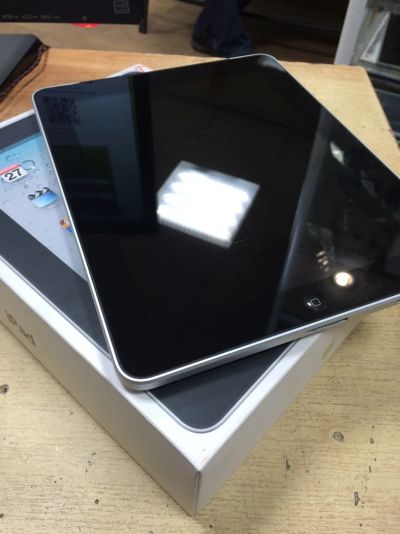 Лот: 9710237. Фото: 1. Планшет Apple iPad 16Gb 3G. Планшеты